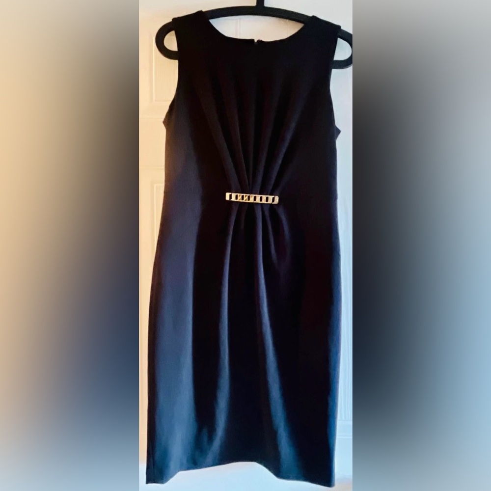 Calvin Klein sleevless black dress size 6.